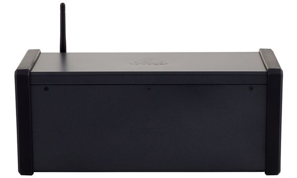 Behringer X Air XR18