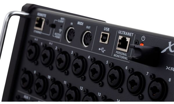 Behringer X Air XR18