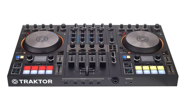 Native Instruments Traktor S4 MK3 Headphone Set