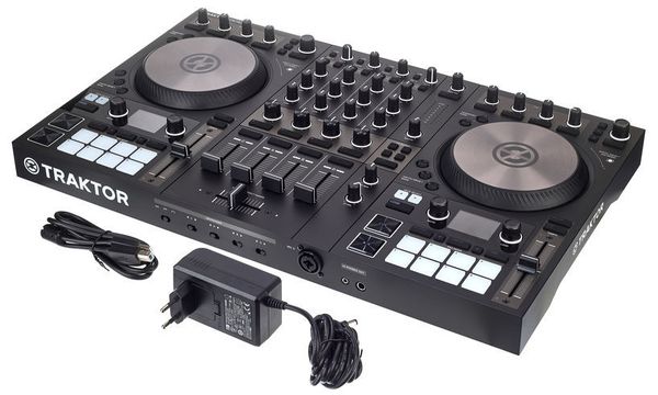 Native Instruments Traktor S4 MK3 Headphone Set