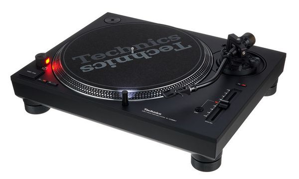 Technics SL-1210 MK 7