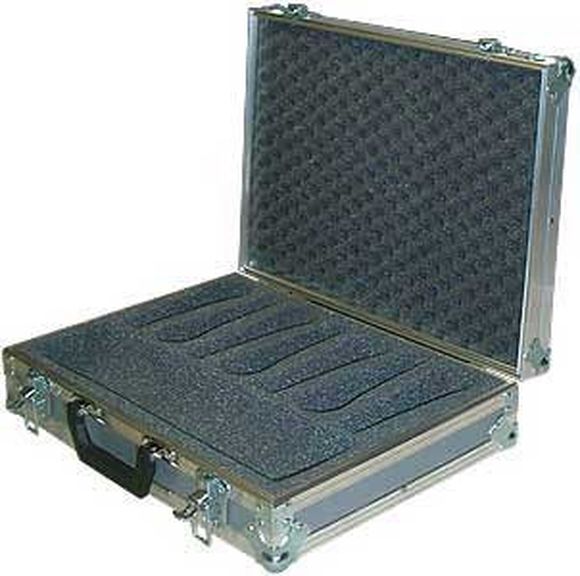 Les valises pour microphones sont disponibles dans différentes tailles, et de capacité entre 7 et 21 microphones