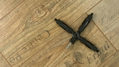 Triad-Orbit IO-Vector