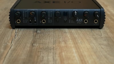 IK Multimedia AXE I/O